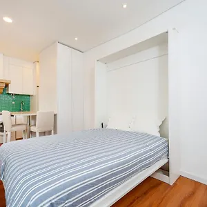 7ti7 Telhal With A Lovely Backyard , Lisbon Portugal